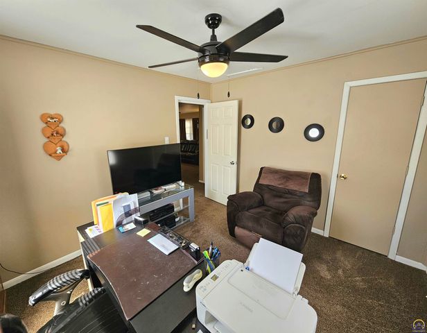 3505 SE Girard ST, Topeka, KS 66605