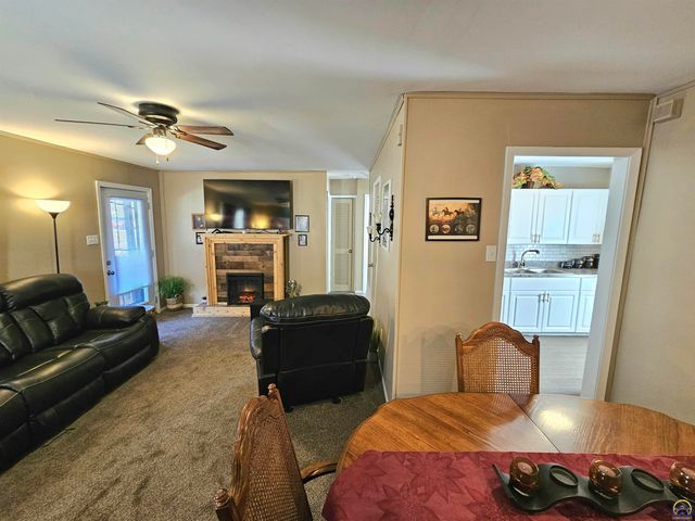 3505 SE Girard ST, Topeka, KS 66605