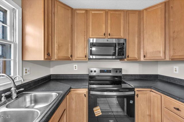 512 Smokeridge Lane, Raleigh, NC 27615