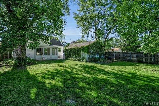 873 Parkhurst Boulevard, Tonawanda, NY 14150