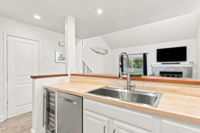 1800 Eastwood Road Apt 118, Wilmington, NC 28403