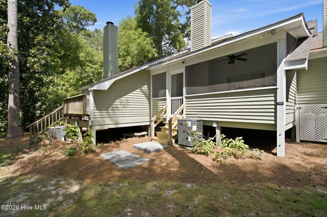 1800 Eastwood Road Apt 118, Wilmington, NC 28403