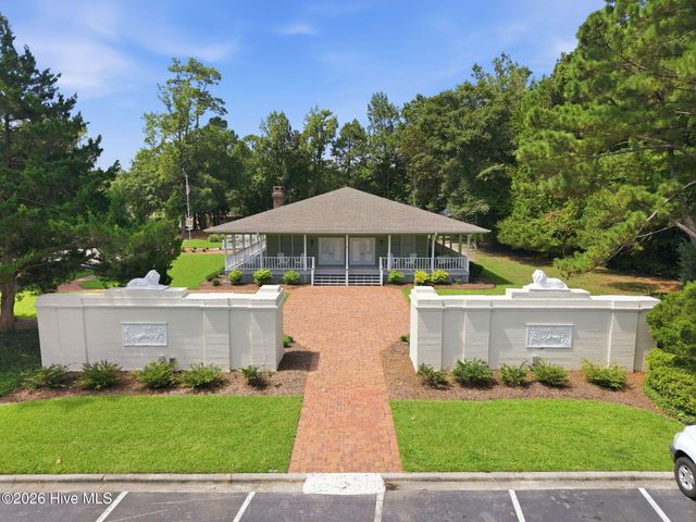 1800 Eastwood Road Apt 118, Wilmington, NC 28403
