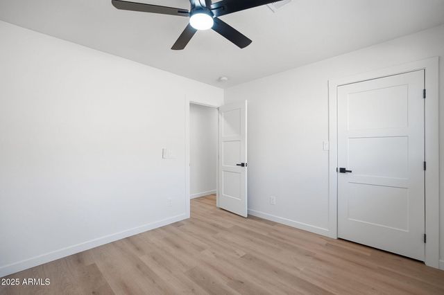 2416 E PIESTEWA PEAK Drive, Phoenix, AZ 85016