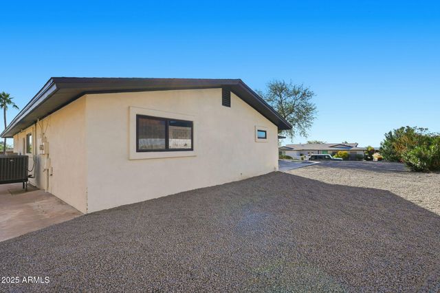 2416 E PIESTEWA PEAK Drive, Phoenix, AZ 85016