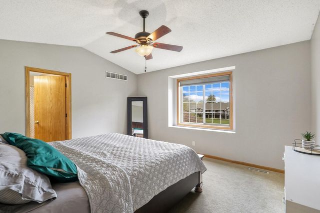 5925 86th Lane N, Brooklyn Park, MN 55443
