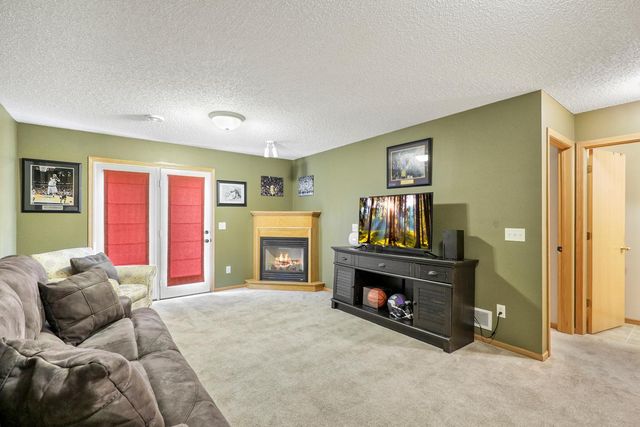 5925 86th Lane N, Brooklyn Park, MN 55443