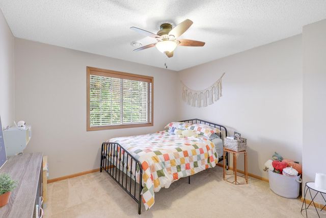 5925 86th Lane N, Brooklyn Park, MN 55443