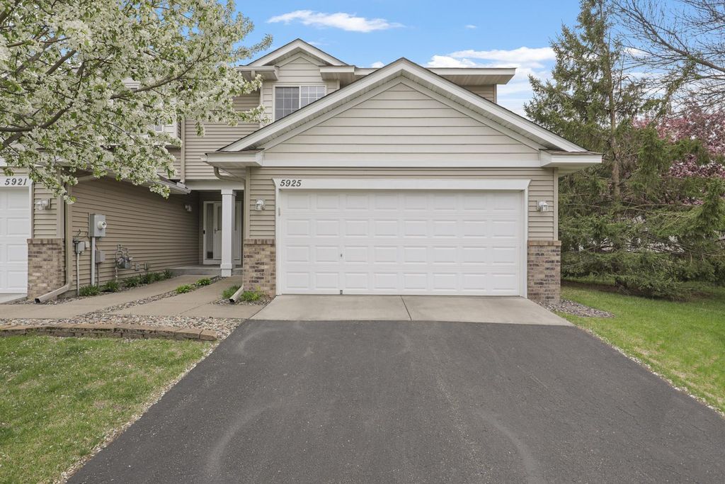 5925 86th Lane N, Brooklyn Park, MN 55443