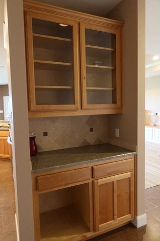 178 Spring Creek Cir, Bandera, TX 78003