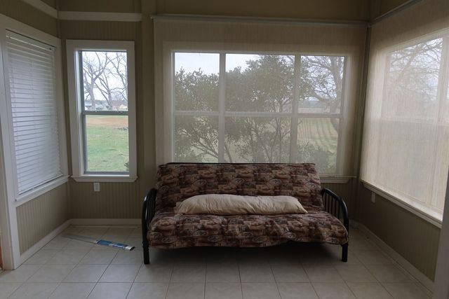 178 Spring Creek Cir, Bandera, TX 78003