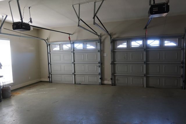 178 Spring Creek Cir, Bandera, TX 78003