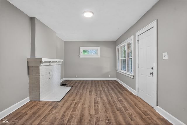 5123 Julian Avenue, Indianapolis, IN 46219
