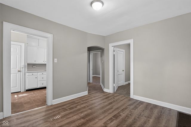 5123 Julian Avenue, Indianapolis, IN 46219