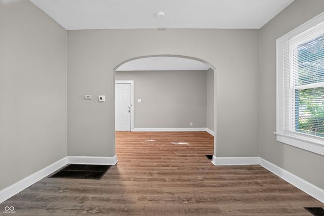 5123 Julian Avenue, Indianapolis, IN 46219