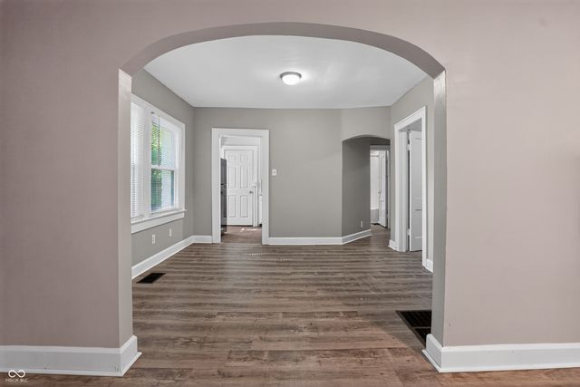 5123 Julian Avenue, Indianapolis, IN 46219