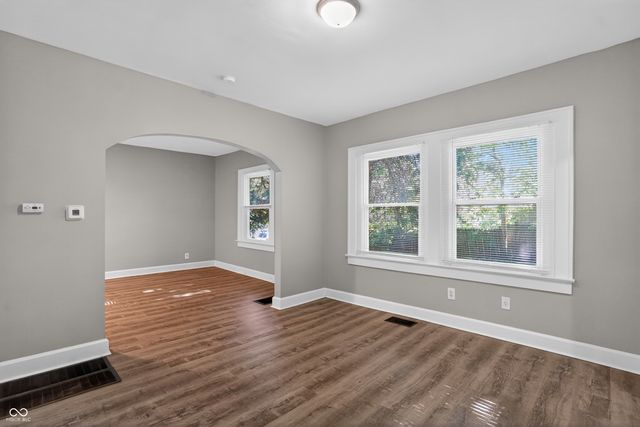 5123 Julian Avenue, Indianapolis, IN 46219