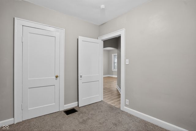 5123 Julian Avenue, Indianapolis, IN 46219