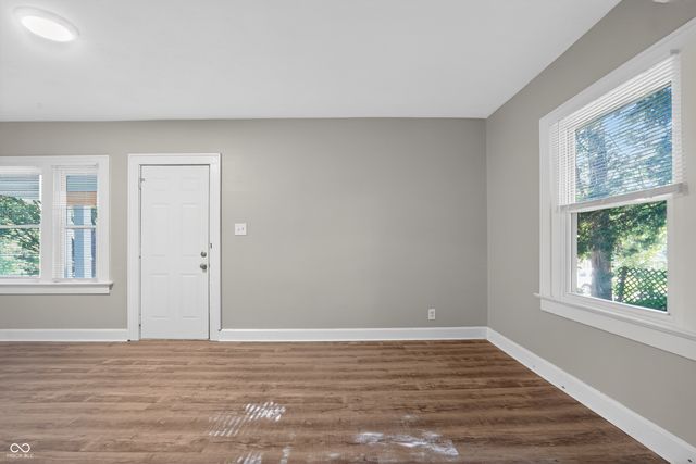 5123 Julian Avenue, Indianapolis, IN 46219