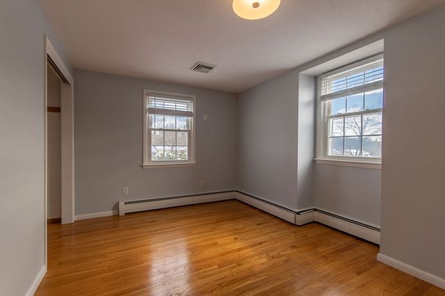 20 Kimberly Cir, Longmeadow, MA 01106