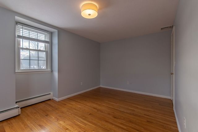 20 Kimberly Cir, Longmeadow, MA 01106