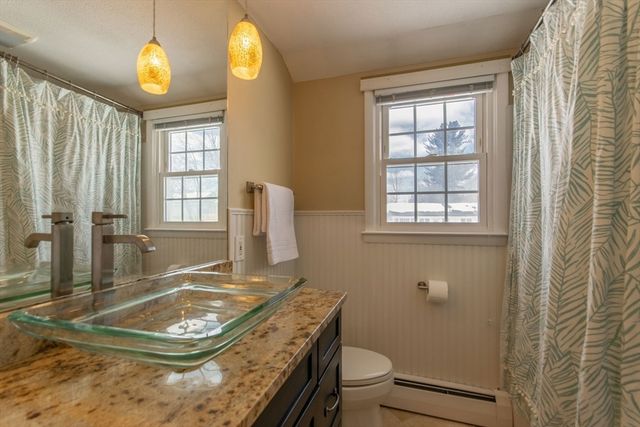 20 Kimberly Cir, Longmeadow, MA 01106