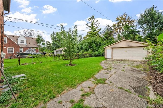 15328 Prest Street, Detroit, MI 48227