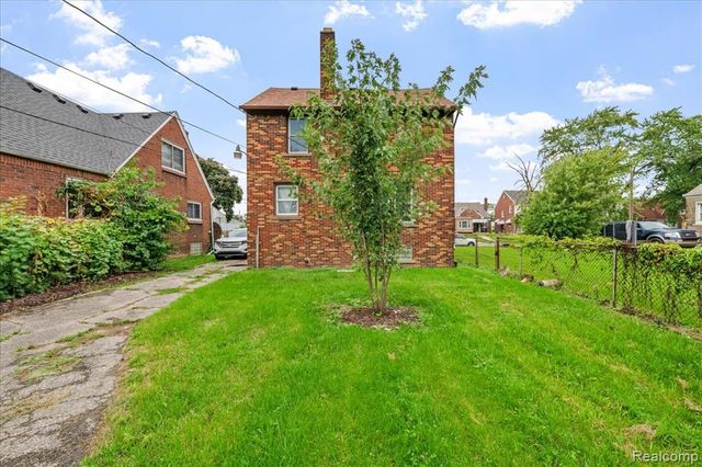 15328 Prest Street, Detroit, MI 48227