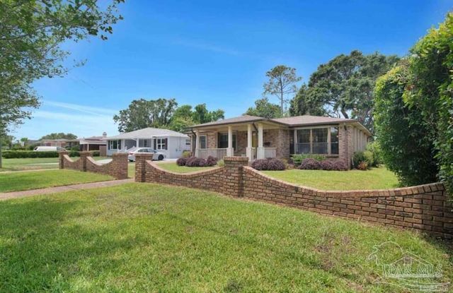1660 E Hayes St, Pensacola, FL 32503