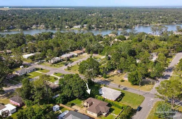 1660 E Hayes St, Pensacola, FL 32503