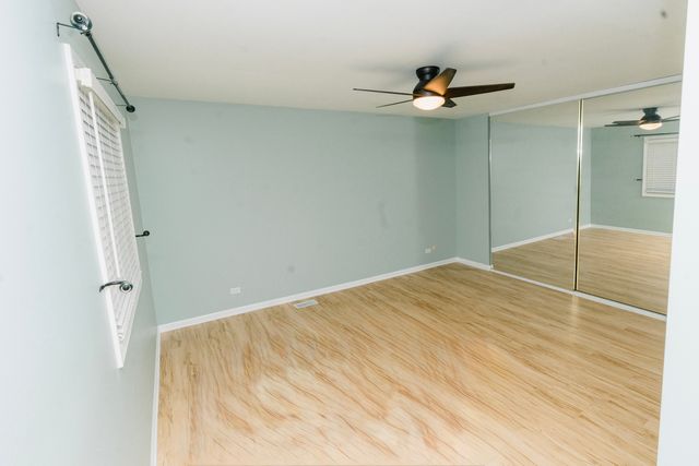 30 Monterey Drive, Vernon Hills, IL 60061