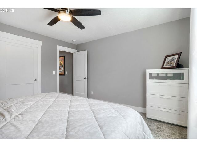 276 Ne CEDAR St, Sublimity, OR 97385