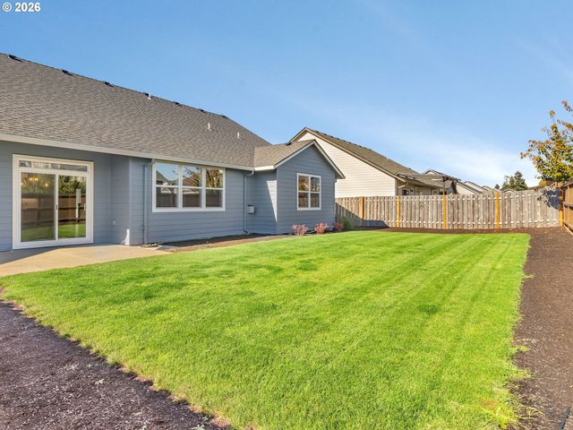 276 Ne CEDAR St, Sublimity, OR 97385