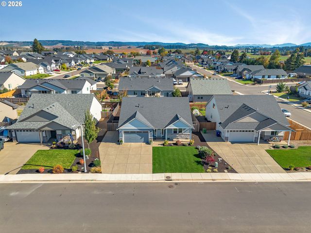 276 Ne CEDAR St, Sublimity, OR 97385