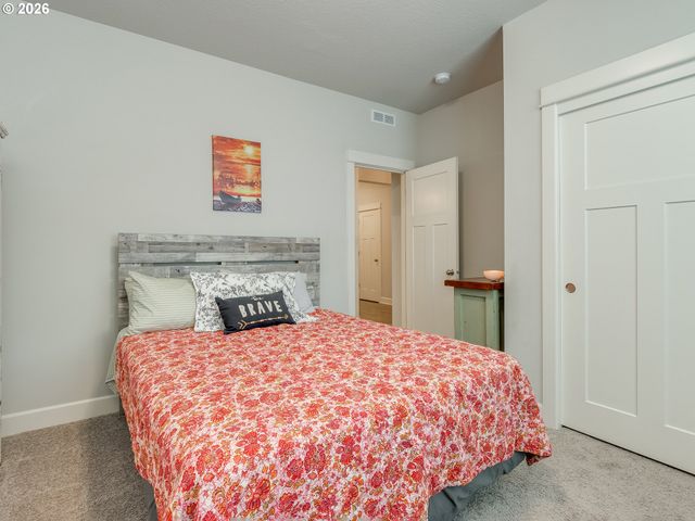 1720 S 47TH Pl, Ridgefield, WA 98642