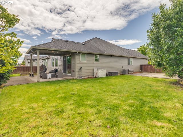 1720 S 47TH Pl, Ridgefield, WA 98642