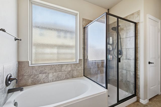 1529 Enchanted Sky Lane, Fort Worth, TX 76052