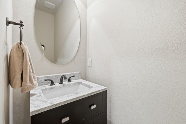 1529 Enchanted Sky Lane, Fort Worth, TX 76052