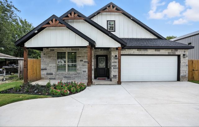 1118 S Grand Avenue, Gainesville, TX 76240