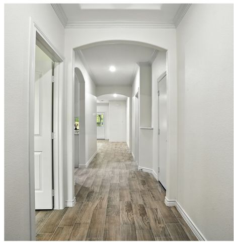 1118 S Grand Avenue, Gainesville, TX 76240