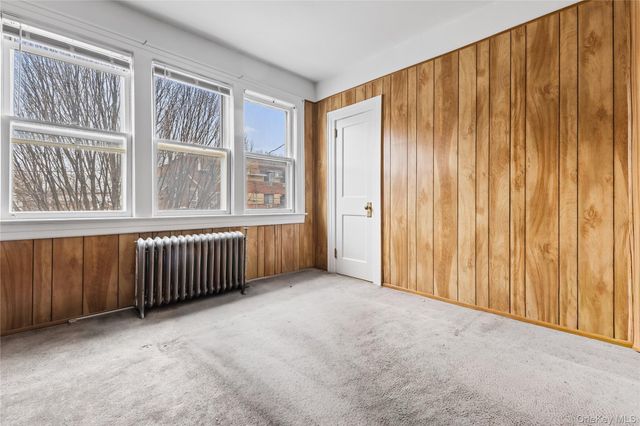 61-17A 165th Street, Fresh Meadows, NY 11365