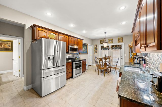 397 Highland Lakes Drive, Richmond, KY 40475