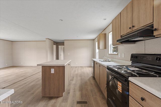 119 County Road 890, Etowah, TN 37331