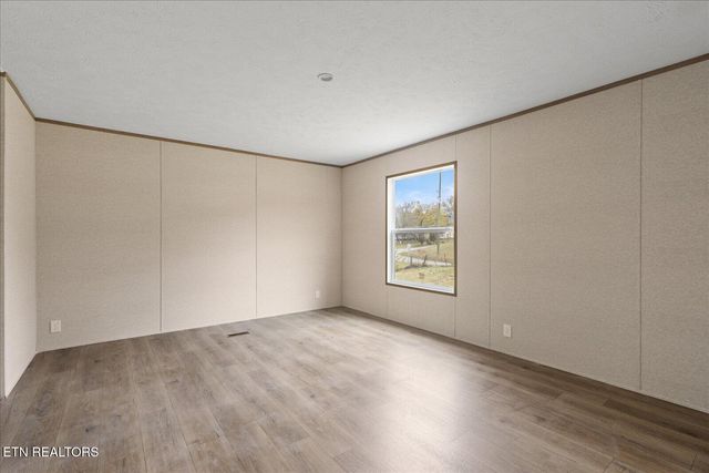 119 County Road 890, Etowah, TN 37331