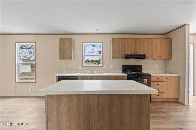 119 County Road 890, Etowah, TN 37331