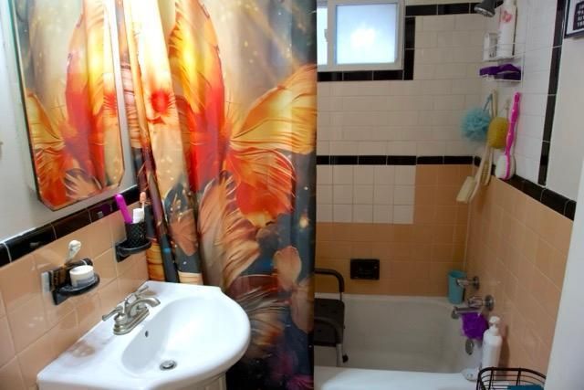 1819-1821 E 46th Street, Minneapolis, MN 55407