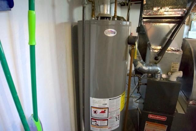 1819-1821 E 46th Street, Minneapolis, MN 55407