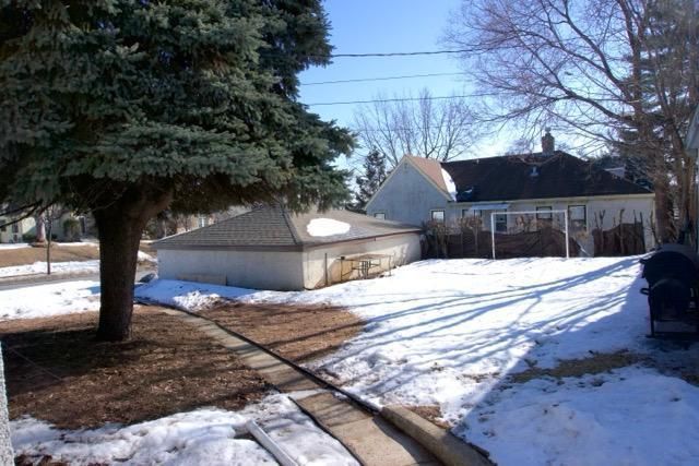 1819-1821 E 46th Street, Minneapolis, MN 55407