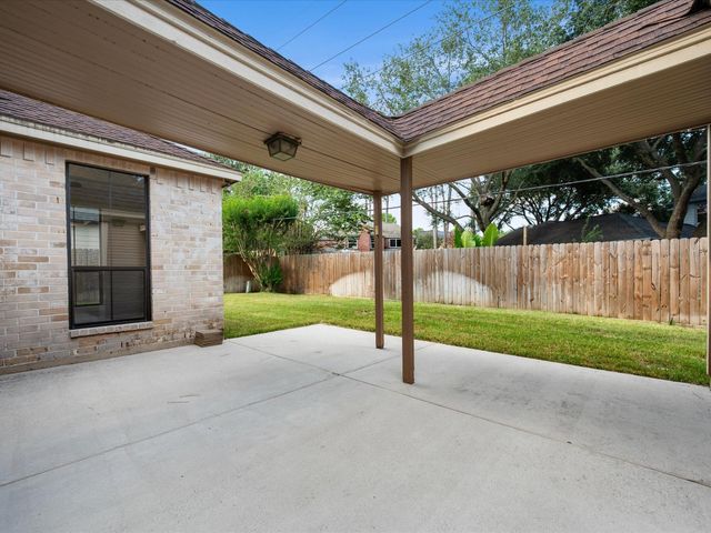 18006 Memorial Estates Drive, Spring, TX 77379