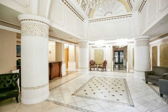6336 99th St Apt 4F, New York City, NY 11374